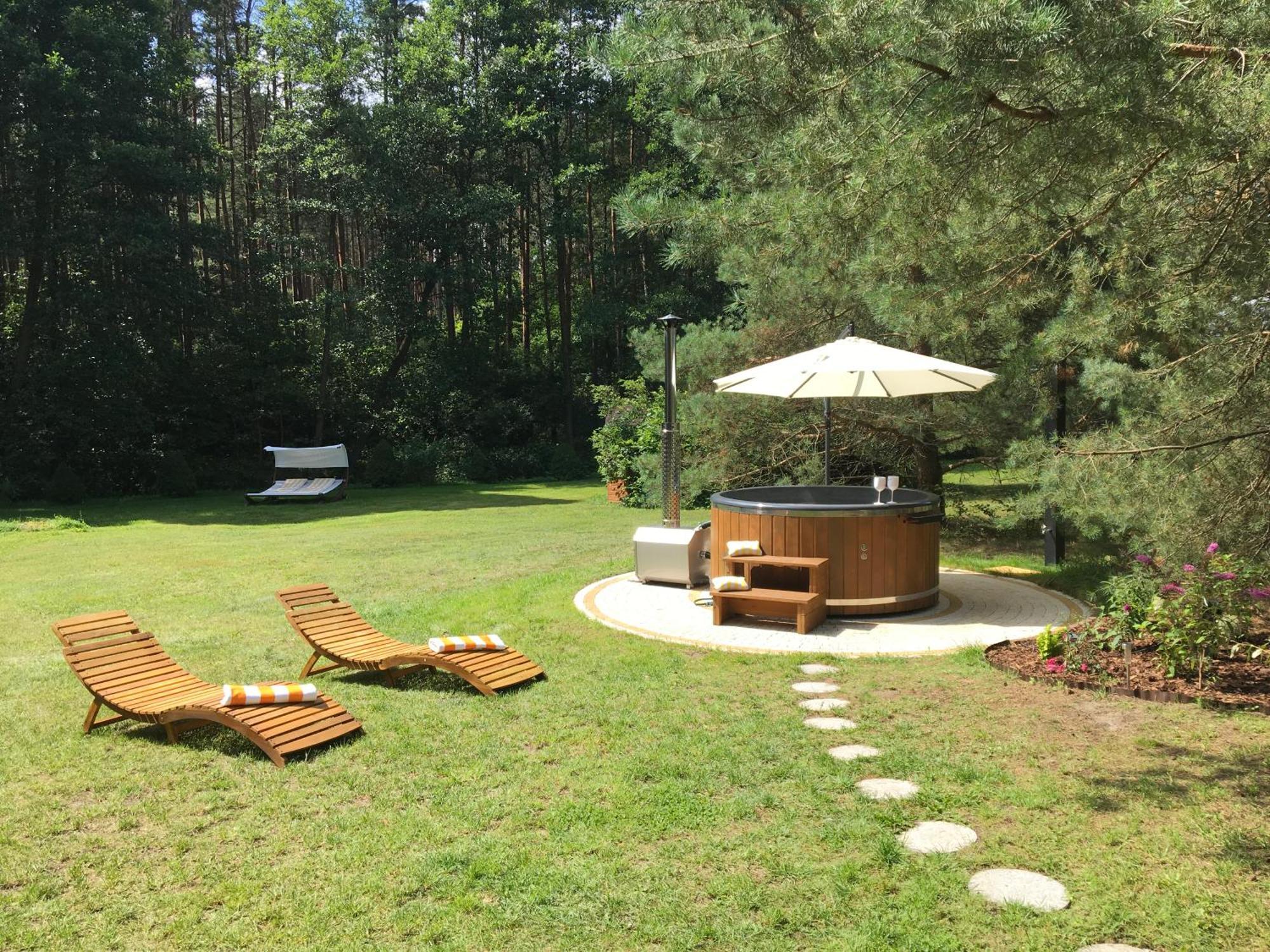 Deluxe Zdrojowa: Alpine With Jacuzzi In Tuchola Forest *